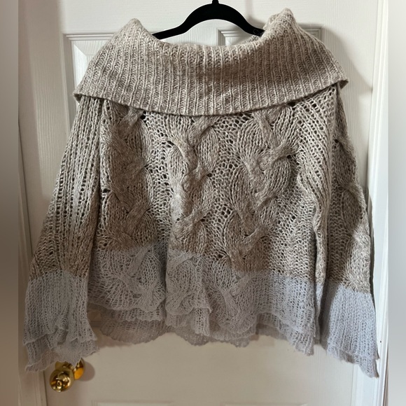 Anthropologie sweater. 2 colours light grey light blue - Picture 1 of 6
